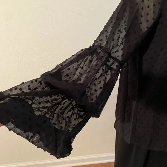 New Heimish boutique brand top - Picture 3 of 5